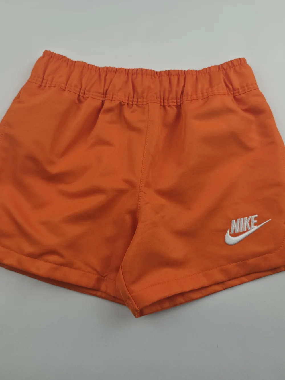 Title: Nike Boys 2PC Outfit Set Orange Shorts Graphic Tee Size 2T NWT - Picture 3 of 5